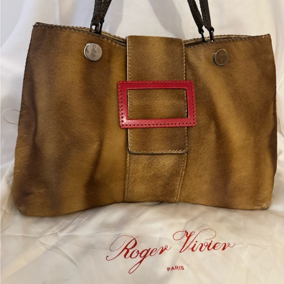 ROGER VIVIER — BEAUTIFUL and RARE — Ponyhair and leather bag

Handbag--Purse - Picture 4 of 5